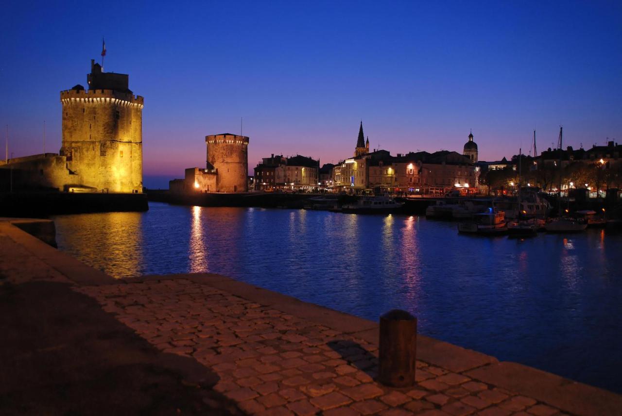 Nuit Sur Un Bateau La Rochelle Hotel La Rochelle  Esterno foto